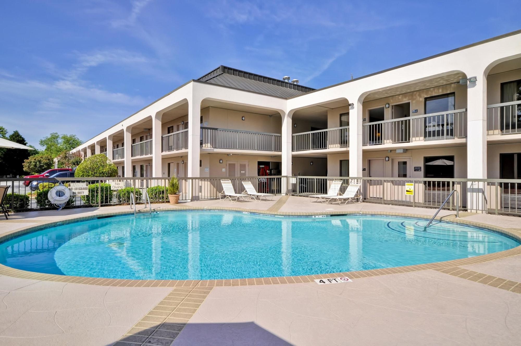 Motel 6 Fayetteville - I-95 Ngoại thất bức ảnh