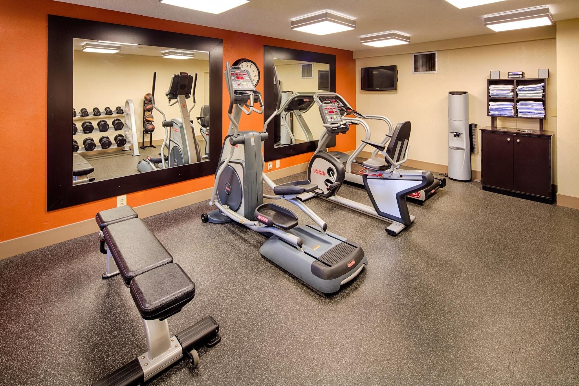 Motel 6 Fayetteville - I-95 Ngoại thất bức ảnh