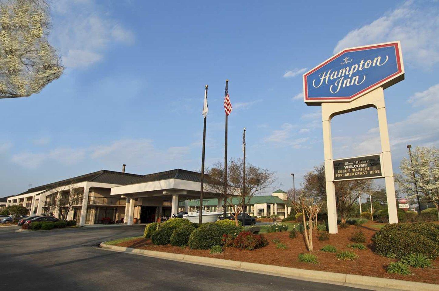 Motel 6 Fayetteville - I-95 Ngoại thất bức ảnh