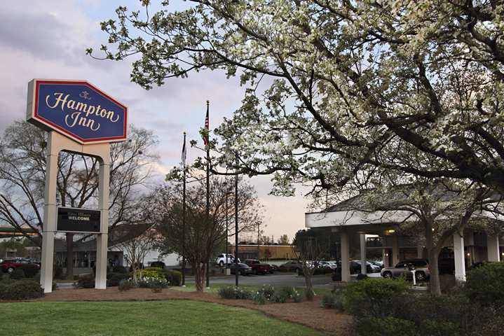 Motel 6 Fayetteville - I-95 Ngoại thất bức ảnh